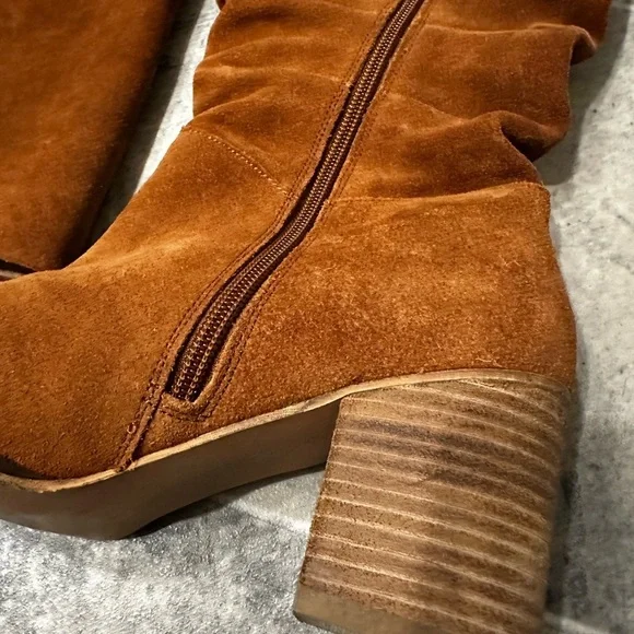 FatFace Brown Suede Knee-High Boots - Picture 2 of 8